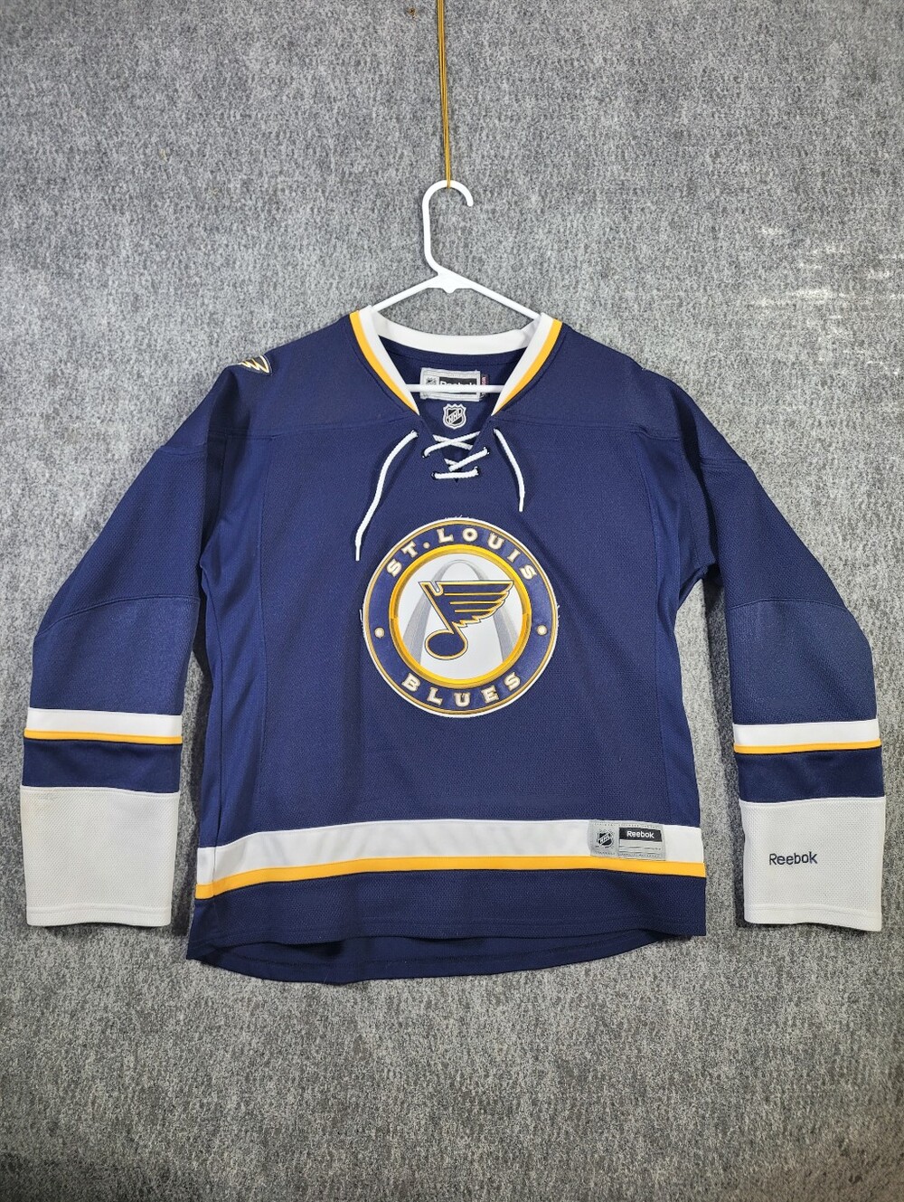 Reebok St Louis Blues Women's Hockey Jersey Size XL Blue Alternate Lace Up NHL